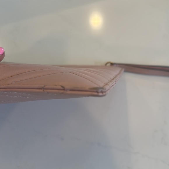 Gucci clutch- Barbie pink! - Picture 6 of 6